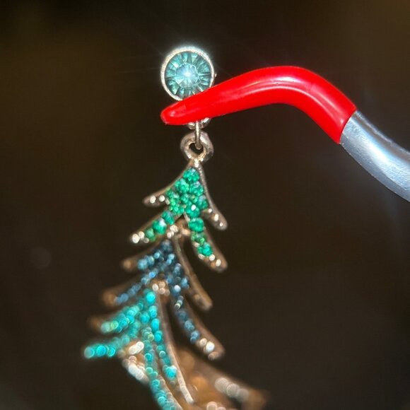 Green Crystals Fish Bone Style Dangle Earrings - Picture 5 of 7